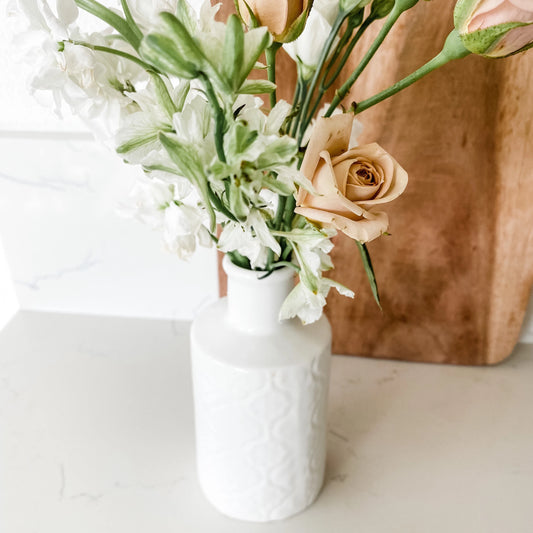 Lilah Unique White Ceramic Bud Vase Set (SET OF 3)